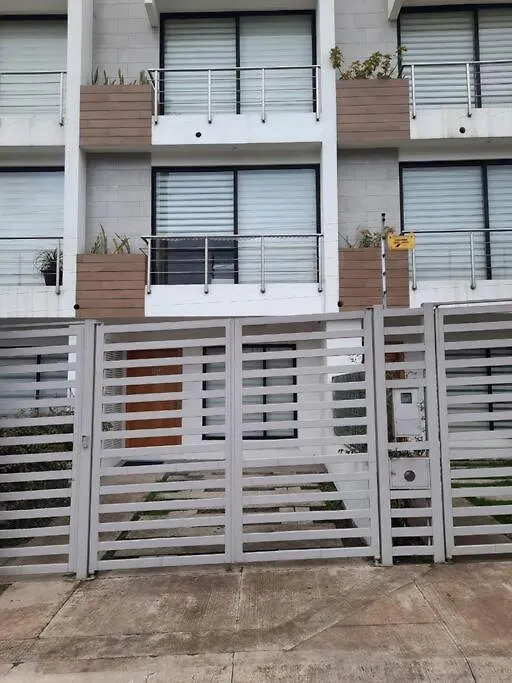 Casa Super Moderna, Comoda Y Tranquila Cuenca Casa de Férias